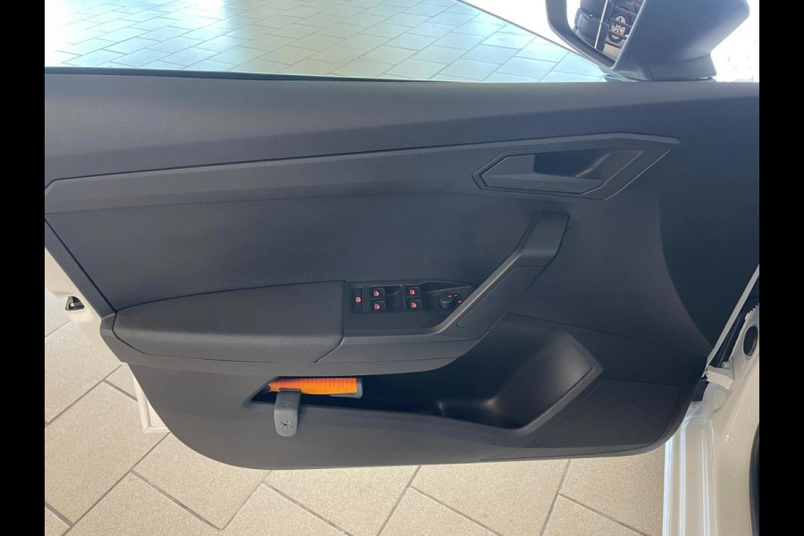 Seat Ibiza 1.0 MPI Reference AIRCO NAVI VIA APP CRUISE BT ELEK RAMEN CENT VERG VELGEN 17INCH 5DRS NW MODEL ZEER NETTE AUTO