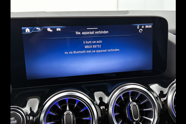 Mercedes-Benz GLA 250 e Business Solution AMG | AMG Line Plus pakket | Nightpakket | Head-up display | MULTIBEAM LED | 360° camera | Panoramaschuifdak | 20 inch AMG velgen | Augmented Reality navigatie |