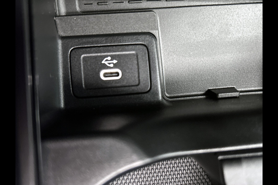 Mercedes-Benz GLA 250 e Business Solution AMG | AMG Line Plus pakket | Nightpakket | Head-up display | MULTIBEAM LED | 360° camera | Panoramaschuifdak | 20 inch AMG velgen | Augmented Reality navigatie |