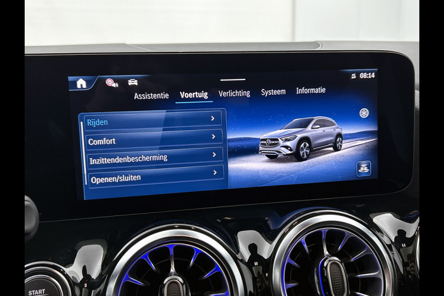 Mercedes-Benz GLA 250 e Business Solution AMG | AMG Line Plus pakket | Nightpakket | Head-up display | MULTIBEAM LED | 360° camera | Panoramaschuifdak | 20 inch AMG velgen | Augmented Reality navigatie |