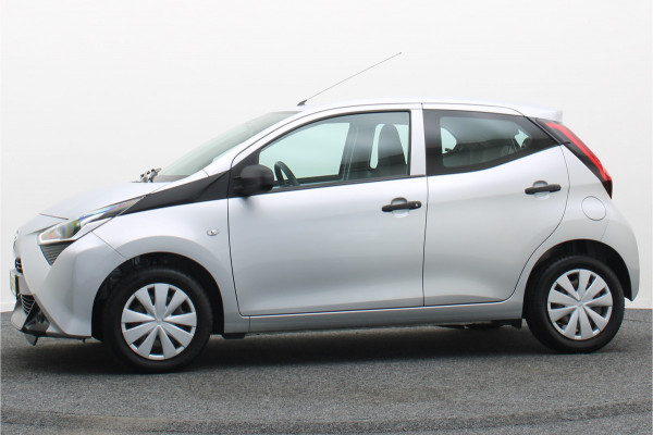 Toyota Aygo 1.0 VVT-i x-fun 5-Deurs, Airco, Bluetooth, Elektrische Ramen, Xenon, Radio, USB