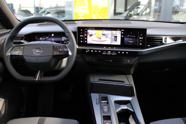 Opel Grandland 1.6 Turbo Plug-in-Hybrid Ultimate | Panoramadak | Trekhaak | Head-Up | FOCAL