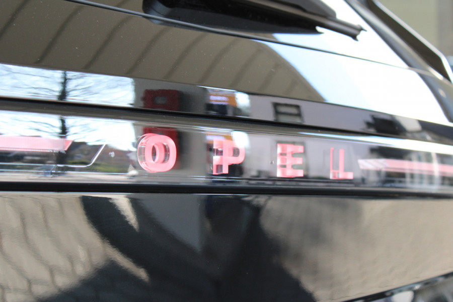 Opel Grandland 1.6 Turbo Plug-in-Hybrid Ultimate | Panoramadak | Trekhaak | Head-Up | FOCAL