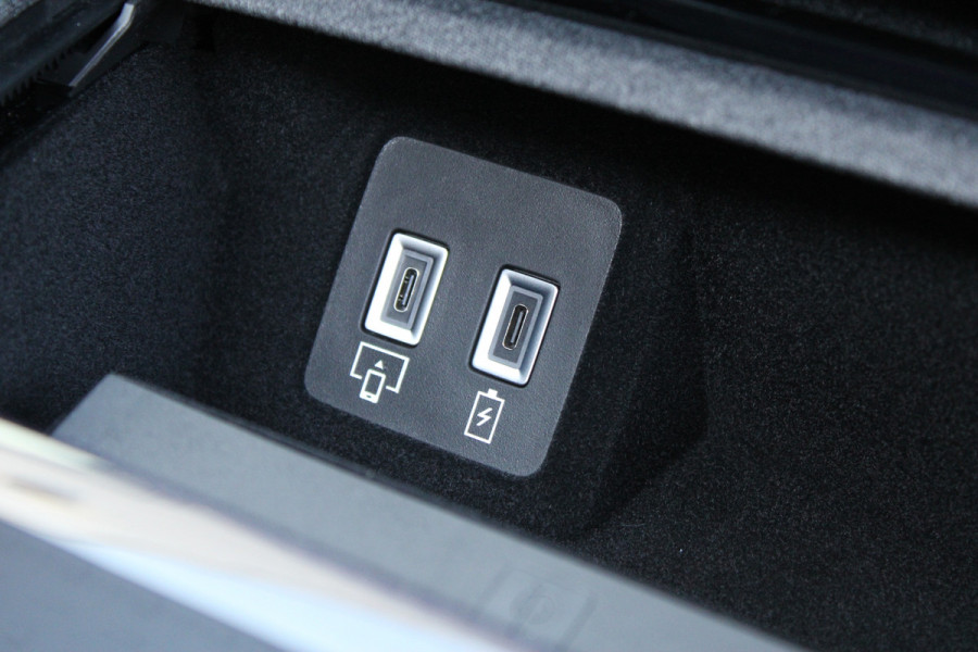 Opel Grandland 1.6 Turbo Plug-in-Hybrid Ultimate | Panoramadak | Trekhaak | Head-Up | FOCAL