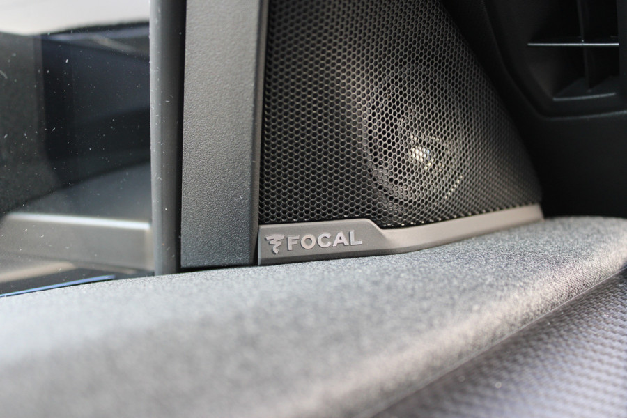 Opel Grandland 1.6 Turbo Plug-in-Hybrid Ultimate | Panoramadak | Trekhaak | Head-Up | FOCAL