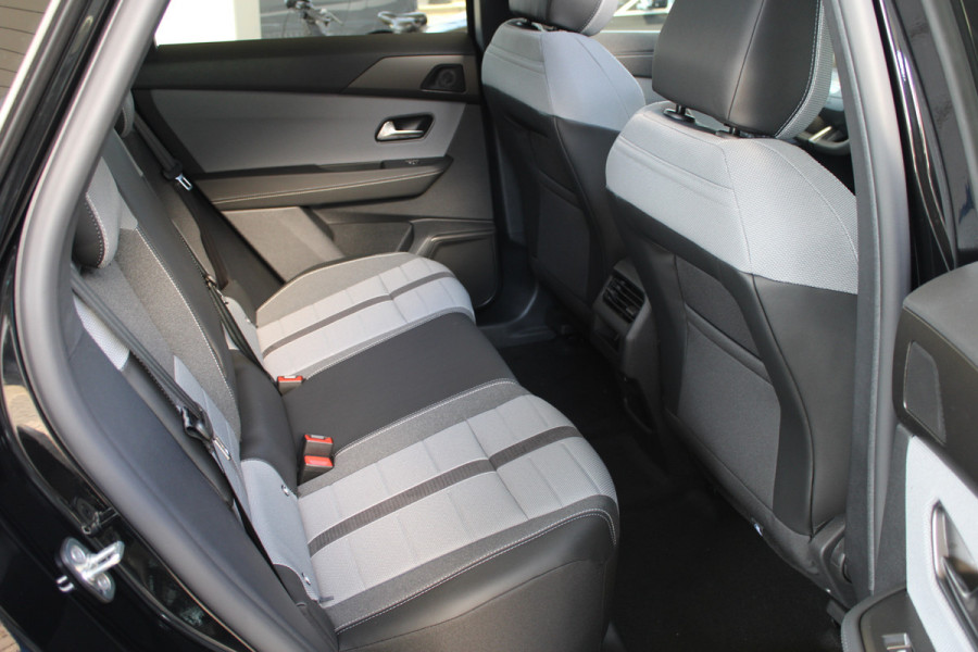 Opel Grandland 1.6 Turbo Plug-in-Hybrid Ultimate | Panoramadak | Trekhaak | Head-Up | FOCAL