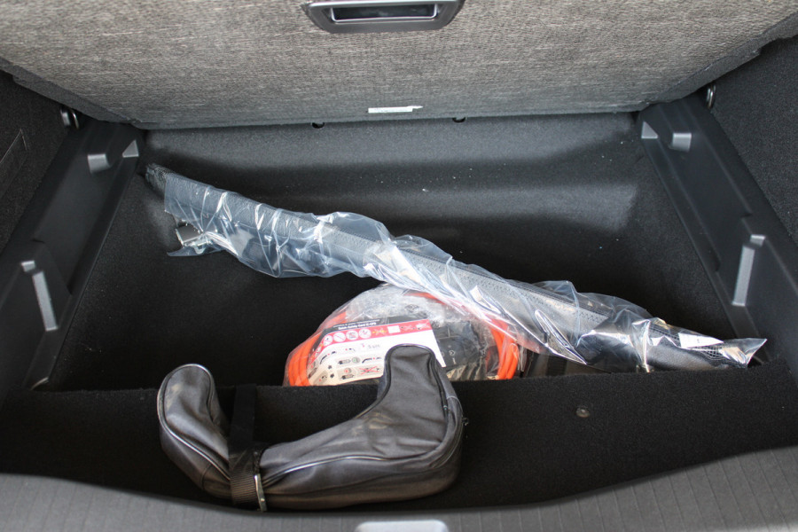 Opel Grandland 1.6 Turbo Plug-in-Hybrid Ultimate | Panoramadak | Trekhaak | Head-Up | FOCAL