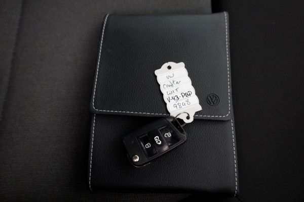 Volkswagen Crafter 35 2.0 TDI 140pk DSG-Automaat L3H2 (L2H1) Comfortline Navi/Camera/Inrichting 08-2020