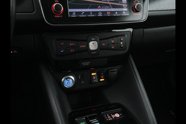 Nissan Leaf Tekna 40 kWh *LUXURY-LEATHER | FULL-LED | KEYLESS | NAVI-FULLMAP | BLIND-SPOT | BOSE-SOUND | DAB+ | HEATED-COMFORTSEATS | DIGI-COCKPIT | PRIVACY-GLASS | TOPVIEW-CAMERA | 17"ALU*