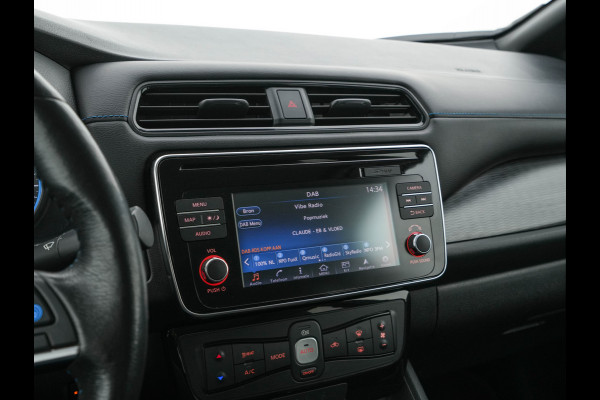 Nissan Leaf Tekna 40 kWh *LUXURY-LEATHER | FULL-LED | KEYLESS | NAVI-FULLMAP | BLIND-SPOT | BOSE-SOUND | DAB+ | HEATED-COMFORTSEATS | DIGI-COCKPIT | PRIVACY-GLASS | TOPVIEW-CAMERA | 17"ALU*