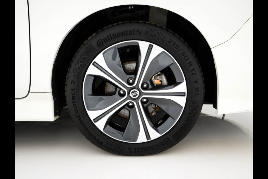 Nissan Leaf Tekna 40 kWh *LUXURY-LEATHER | FULL-LED | KEYLESS | NAVI-FULLMAP | BLIND-SPOT | BOSE-SOUND | DAB+ | HEATED-COMFORTSEATS | DIGI-COCKPIT | PRIVACY-GLASS | TOPVIEW-CAMERA | 17"ALU*