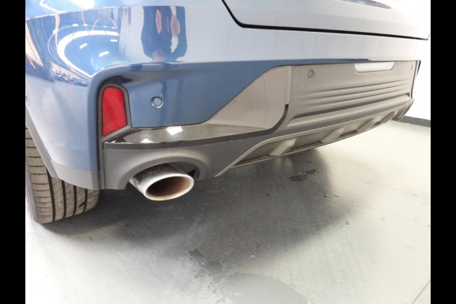 Lynk & Co 01 1.5 PHEV BlackEdition NAVI/360CAM/SCHUIFDAK/LED/20"LMV!