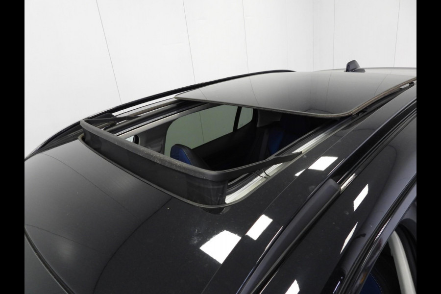 Lynk & Co 01 1.5 PHEV BlackEdition NAVI/360CAM/SCHUIFDAK/LED/20"LMV!