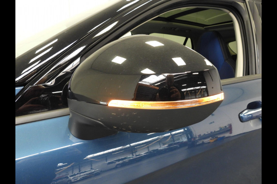 Lynk & Co 01 1.5 PHEV BlackEdition NAVI/360CAM/SCHUIFDAK/LED/20"LMV!