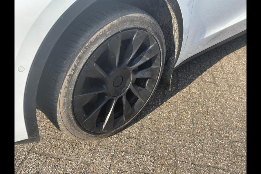 Tesla Model Y Long Range Dual Motor AWD | SCI | Bellen voor bezichtiging