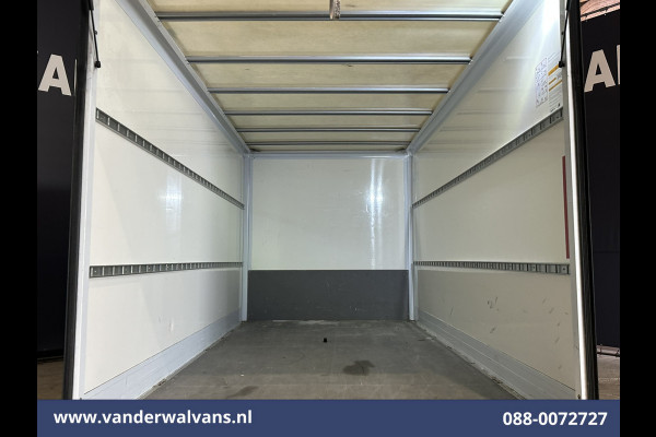 Peugeot Boxer 2.2 BlueHDi 141pk Bakwagen Laadklep Euro6 Airco | Cruisecontrol | 995kg laadvermogen Bijrijdersbank