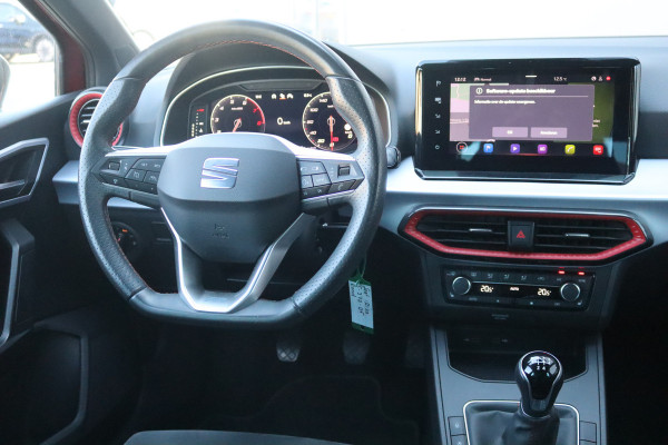 Seat Ibiza 95PK EcoTSI FR Business Intense Navigatie/Camera/Stoelverwarming/Full-LED