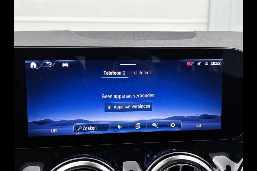 Mercedes-Benz GLA 250 e Plug-In Hybride Trekhaak | Distronic | Sfeerverlichting | Stuur en Stoelverwarming | Ledkoplampen Inclusief 24 maanden MB Certified garantie voor Europa.