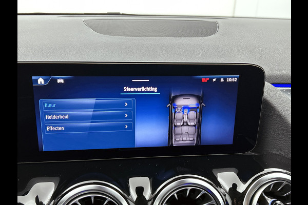 Mercedes-Benz GLA 250 e Plug-In Hybride Trekhaak | Distronic | Sfeerverlichting | Stuur en Stoelverwarming | Ledkoplampen Inclusief 24 maanden MB Certified garantie voor Europa.