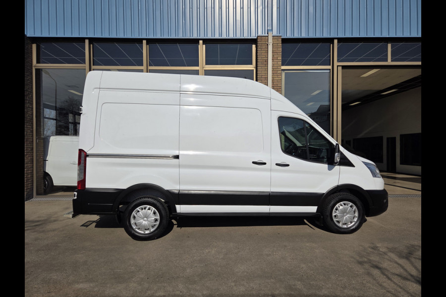 Ford Transit 2.0 TDCI 130Pk L2/H3 Trend AUTOMAAT Airco Trekhaak Cruisecontrol Stoelverwarming Parkeersensors