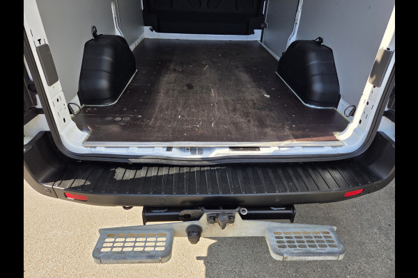 Ford Transit 2.0 TDCI 130Pk L2/H3 Trend AUTOMAAT Airco Trekhaak Cruisecontrol Stoelverwarming Parkeersensors