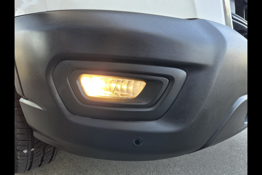 Ford Transit 2.0 TDCI 130Pk L2/H3 Trend AUTOMAAT Airco Trekhaak Cruisecontrol Stoelverwarming Parkeersensors