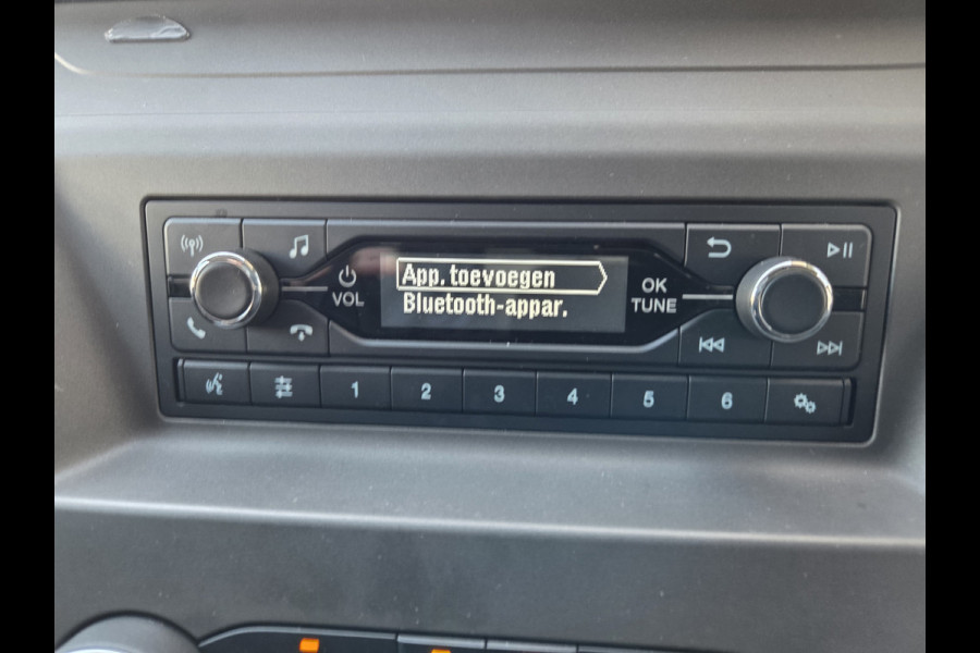 Ford Transit 2.0 TDCI 130Pk L2/H3 Trend AUTOMAAT Airco Trekhaak Cruisecontrol Stoelverwarming Parkeersensors