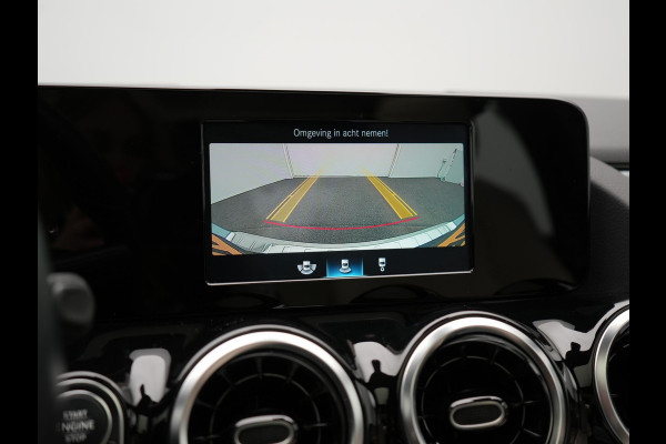 Mercedes-Benz B-Klasse 250 e Progressive PHEV 218pk Dealer O.H. | Trekhaak Af Fabriek | Panodak | Camera | Lederen Sportstoelen Memory & Verwarmd | Apple Carplay | Keyless | Cruise Control | Navigatie | DAB | Plug In Hybrid