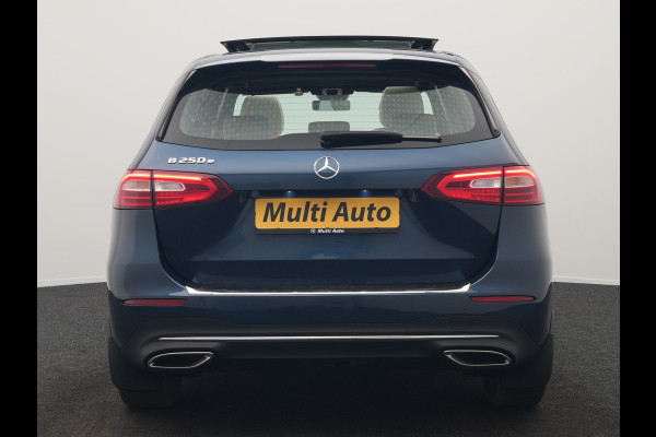 Mercedes-Benz B-Klasse 250 e Progressive PHEV 218pk Dealer O.H. | Trekhaak Af Fabriek | Panodak | Camera | Lederen Sportstoelen Memory & Verwarmd | Apple Carplay | Keyless | Cruise Control | Navigatie | DAB | Plug In Hybrid