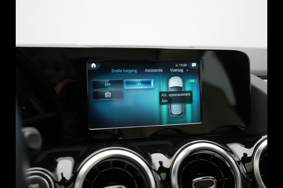 Mercedes-Benz B-Klasse 250 e Progressive PHEV 218pk Dealer O.H. | Trekhaak Af Fabriek | Panodak | Camera | Lederen Sportstoelen Memory & Verwarmd | Apple Carplay | Keyless | Cruise Control | Navigatie | DAB | Plug In Hybrid