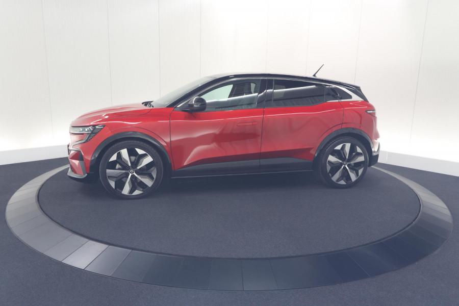 Renault Mégane E-Tech EV60 Optimum Charge Techno | Trekhaak | Harman/Kardon | Camera | Adaptieve Cruise Control | Pack Winter | SOH = 92,5%