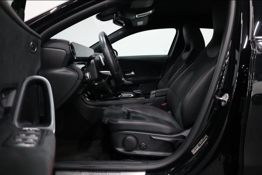 Mercedes-Benz A-Klasse 200 AMG Line LED/SFEER/HALF LEER+S.VERWARMING/CAM/LINE/ACC/ECC/12 MDN GARANTIE!