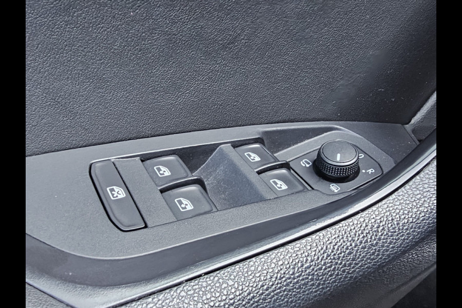 Škoda Kodiaq 1.5 TSI Business Edition | Automaat | LED | ACC | Kessy | Canton | Camera | Stuur & stoelverwarming | Smartlink Wireless | Elek. achterklep |