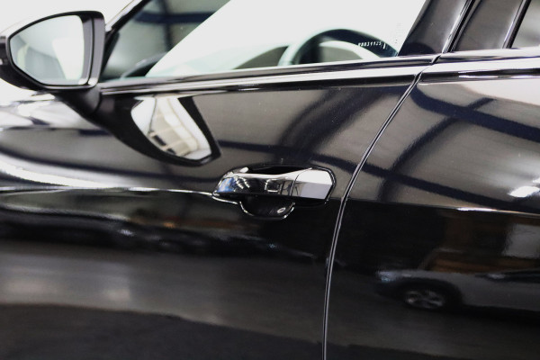 Audi A6 Avant 55 TFSI e 367 PK Quattro Competiton S-Line Edition, Panoramadak, Memory, Camera, Adap. Cruise Control