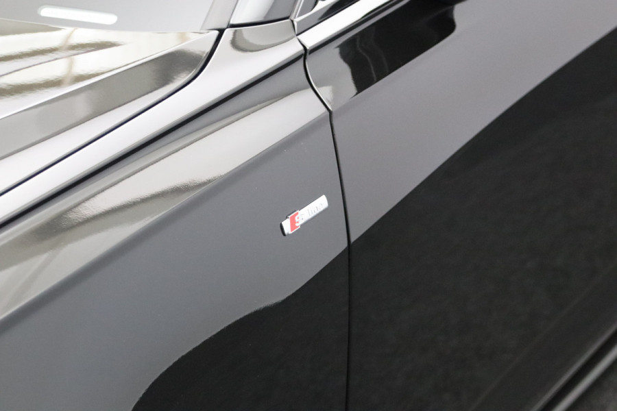 Audi A6 Avant 55 TFSI e 367 PK Quattro Competiton S-Line Edition, Panoramadak, Memory, Camera, Adap. Cruise Control