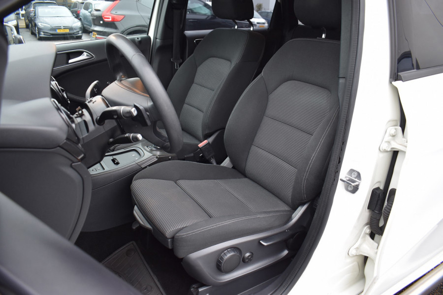 Mercedes-Benz B-Klasse 220 d Ambition Dealer Onderhouden 1 Ste Eigenaar