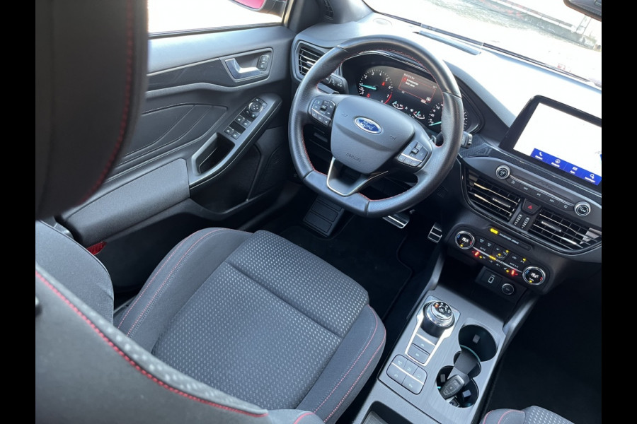 Ford Focus 150pk EcoB. ST L. Bns *NIEUW GELEVERD/DEALERONDERHOUDEN*