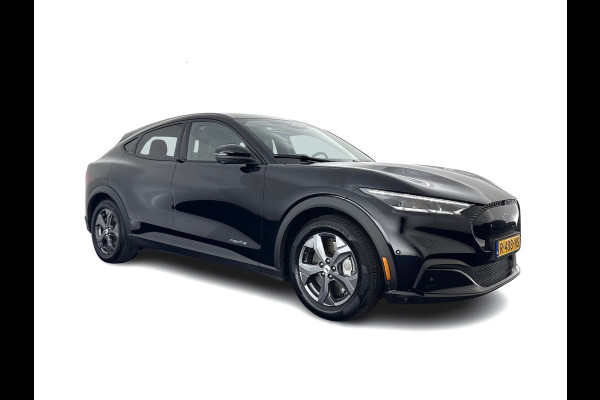 Ford Mustang Mach-E RWD 75 kWh [ 3-Fase ] {SOH-84%} (INCL.BTW) *LEATHER | FULL-LED | DAB | DIGI-COCKPIT | KEYLESS | NAVI-FULLMAP | CARPLAY | HEATED-COMFORTSEATS | TOPVIEW | ADAPTIVE-CRUISE | PRIVACY-GLASS | 18'' ALU*