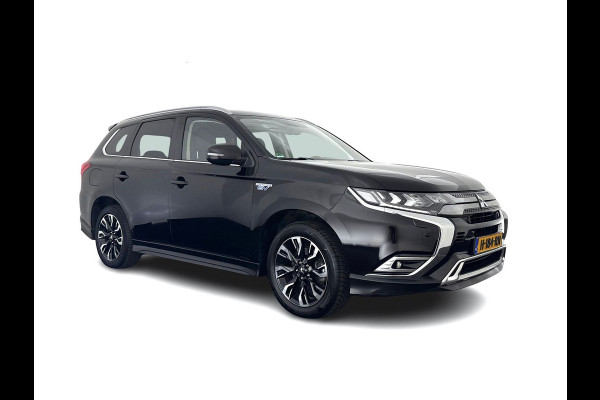 Mitsubishi Outlander 2.4 PHEV Intense AWD (Plug-in) (INCL-BTW) *LEATHER-ALCANTARA | FULL-LED | KEYLESS | BLINDSPOT | CAMERA | HEATED-COMFORTSEATS | ECC | SHIFTPADDLES | PDC | CRUISE | PRIVACYGLASS | DAB | TOWBAR | CARPLAY | 18''ALU*