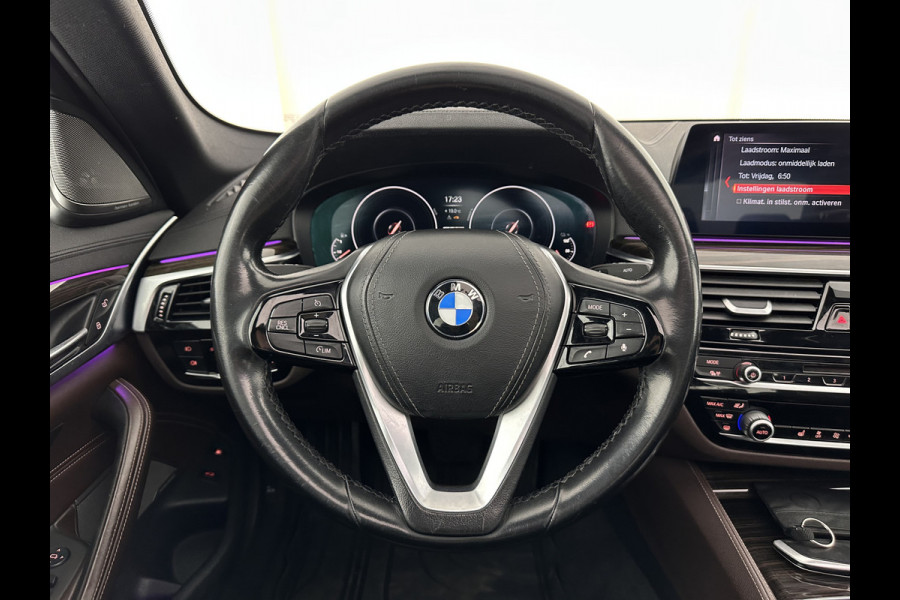 BMW 5 Serie 530e iPerformance High Executive (Plug-in) *PANO | LEATHER | FULL-LED | TOP-VIEW | HARMAN/KARDON | BLINDSPOT | MEMORY-PACK | HEATED-COMFORTSEATS | DIGI-COCKPIT | AMBIENT-LIGHT | NAVI-FULLMAP | 20''ALU*