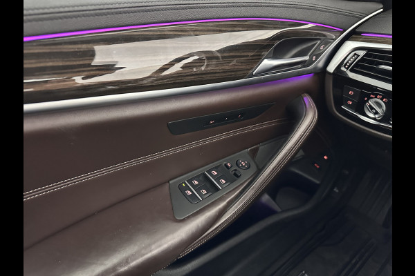 BMW 5 Serie 530e iPerformance High Executive (Plug-in) *PANO | LEATHER | FULL-LED | TOP-VIEW | HARMAN/KARDON | BLINDSPOT | MEMORY-PACK | HEATED-COMFORTSEATS | DIGI-COCKPIT | AMBIENT-LIGHT | NAVI-FULLMAP | 20''ALU*
