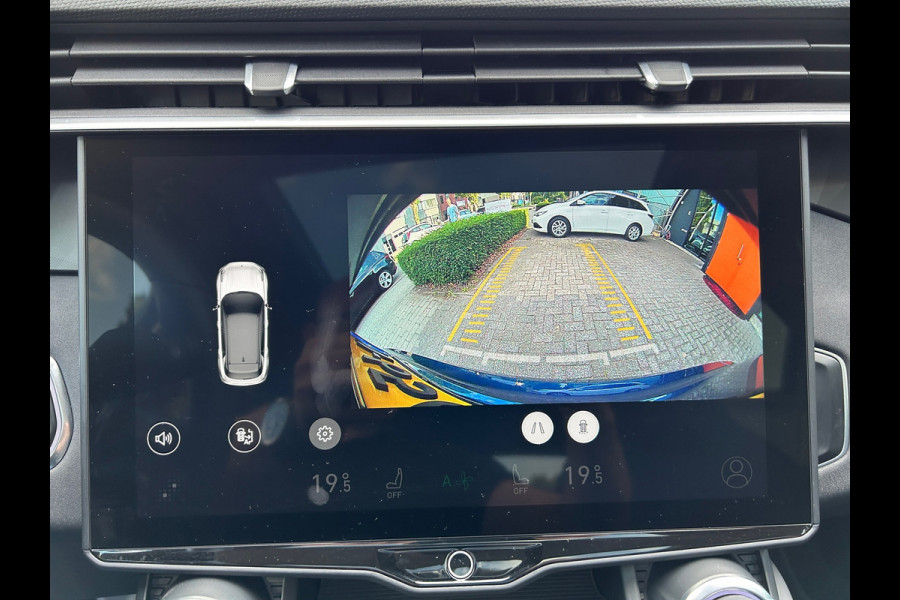 Lynk & Co 01 1.5 Plug in Hybride NL-Auto Dealer Onderhouden Rijklaarprijs!