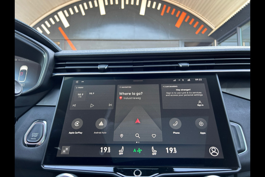 Lynk & Co 01 1.5 Plug in Hybride NL-Auto Dealer Onderhouden Rijklaarprijs!