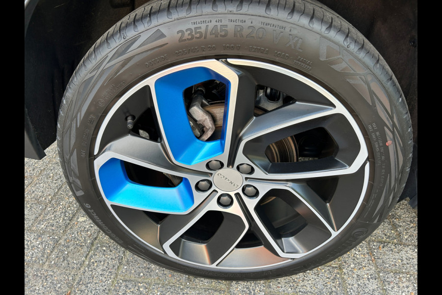 Lynk & Co 01 1.5 Plug in Hybride NL-Auto Dealer Onderhouden Rijklaarprijs!