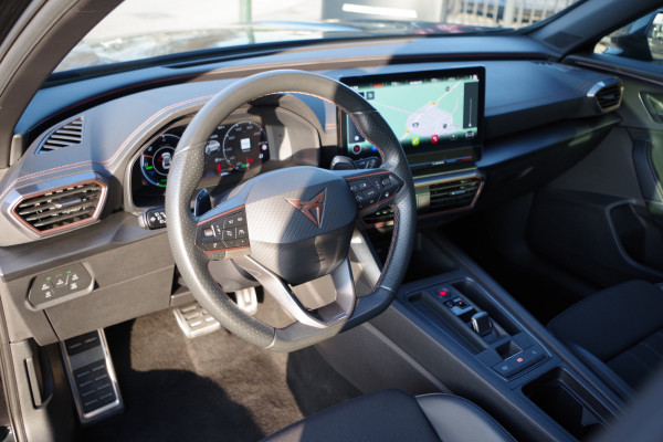 CUPRA Formentor 1.4 e-Hybrid VZ 245 PK Copper Edition PHEV, Panoramadak, Kuipstoelen