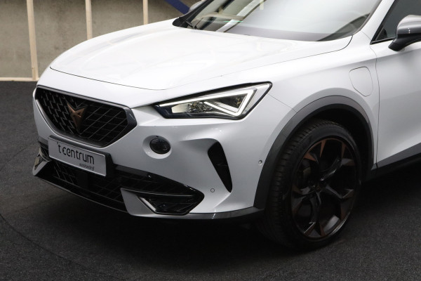 CUPRA Formentor 1.4 e-Hybrid VZ 245 PK Copper Edition PHEV, Panoramadak, Kuipstoelen