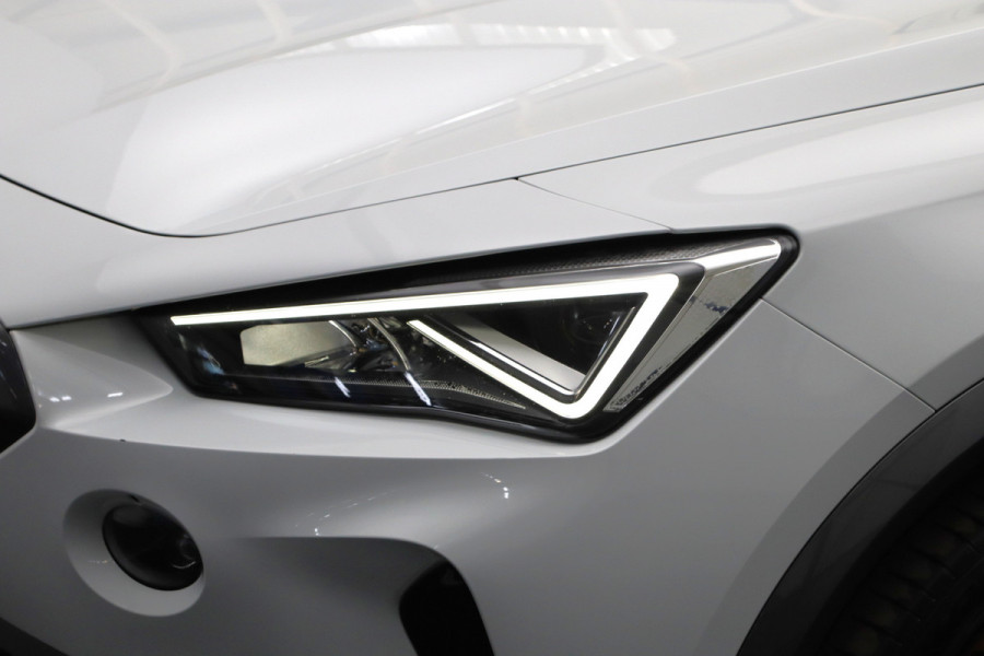 CUPRA Formentor 1.4 e-Hybrid VZ 245 PK Copper Edition PHEV, Panoramadak, Kuipstoelen