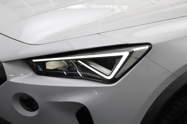 CUPRA Formentor 1.4 e-Hybrid VZ 245 PK Copper Edition PHEV, Panoramadak, Kuipstoelen