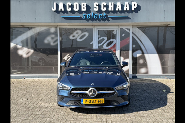 Mercedes-Benz CLA-Klasse Shooting Brake 180 Business Solution Luxury Automaat / Leder / PDC v+a / Navigatie / Keyless / Led