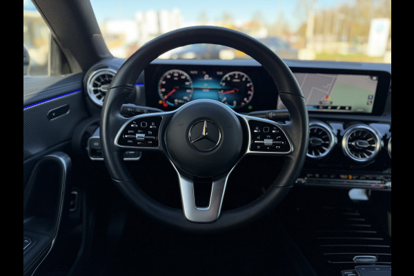 Mercedes-Benz CLA-Klasse Shooting Brake 180 Business Solution Luxury Automaat / Leder / PDC v+a / Navigatie / Keyless / Led